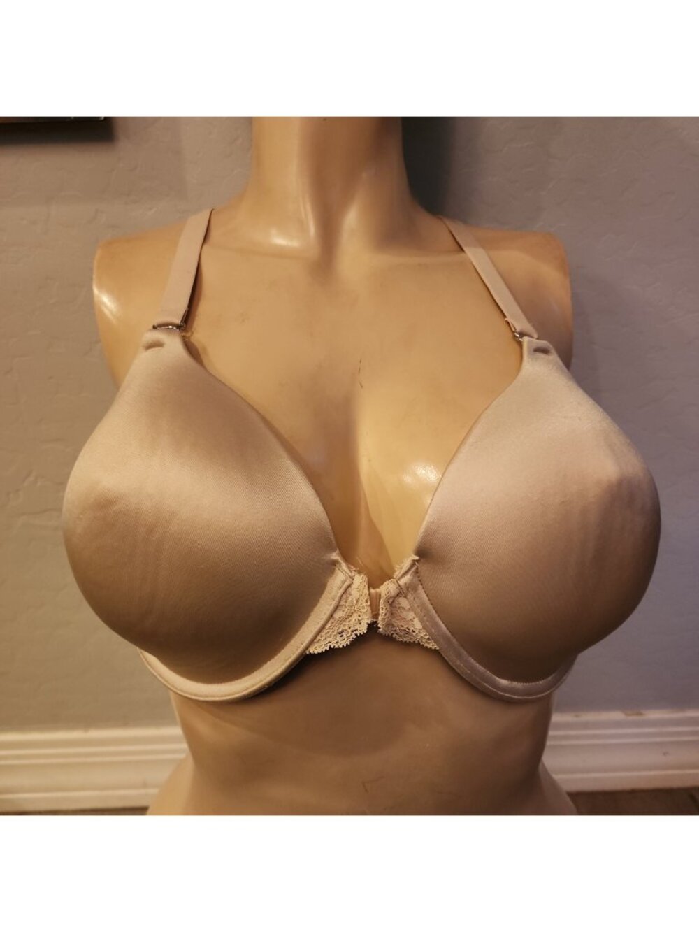 Maidenform Bra 40C Nude Underwire Lightly Lined Front Closure 07112